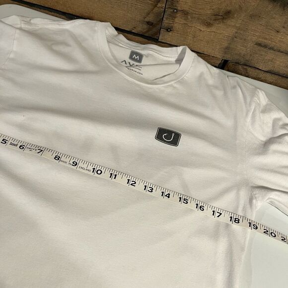 AVID white long sleeve fishing T - M - 🙂3/$15 - Picture 8 of 9